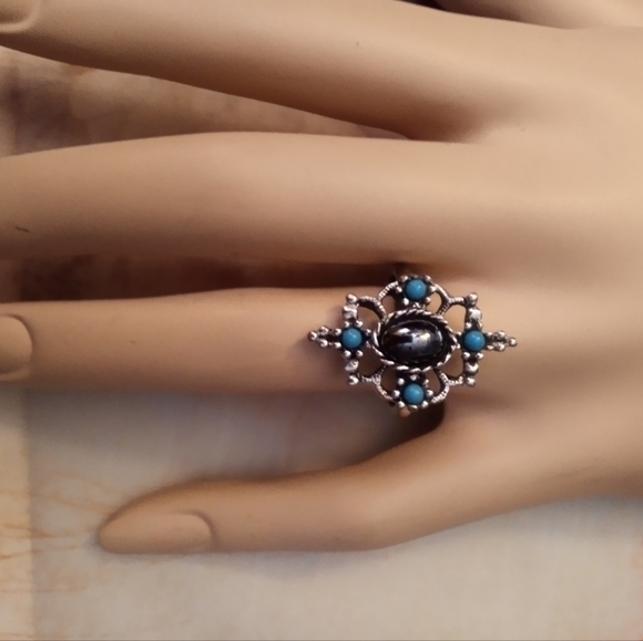 Four ring bundle - Picture 9 of 9